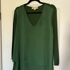 Green V-Neck Long Sleeve Blouse